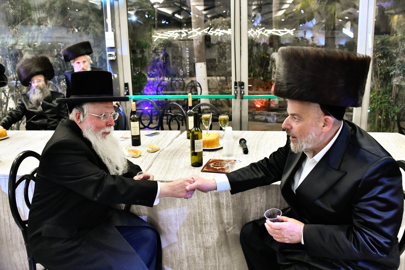 שמחת נישואי בת העסקן ר' ארי קורניצר