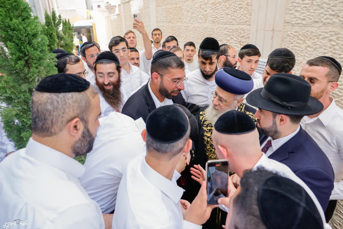 הראשל"צ הגר"י יוסף בביקור במוסדות 'יביע אומר' 