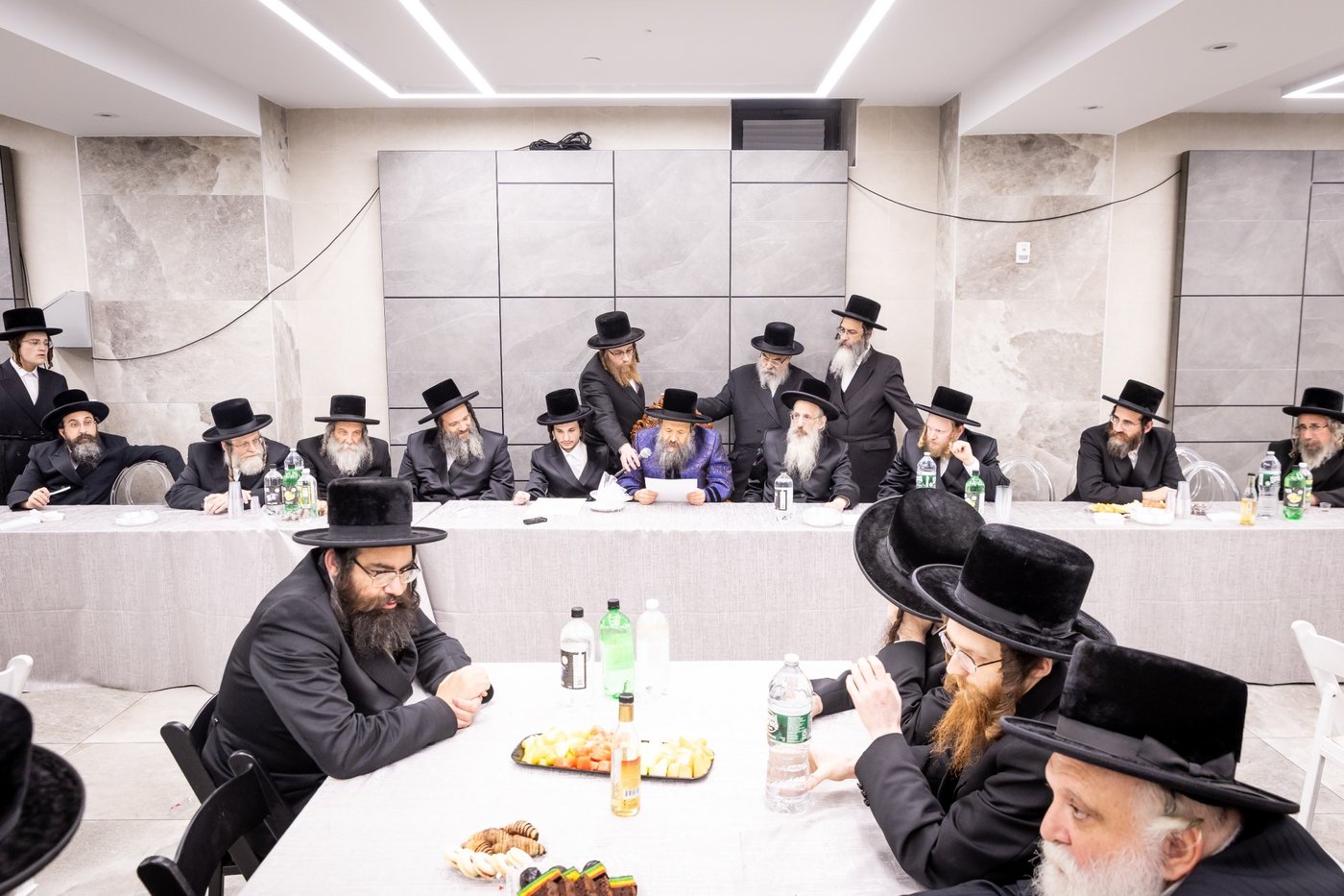 שמחת הווארט והתנאים לנכדת האדמו"ר מבאבוב 45