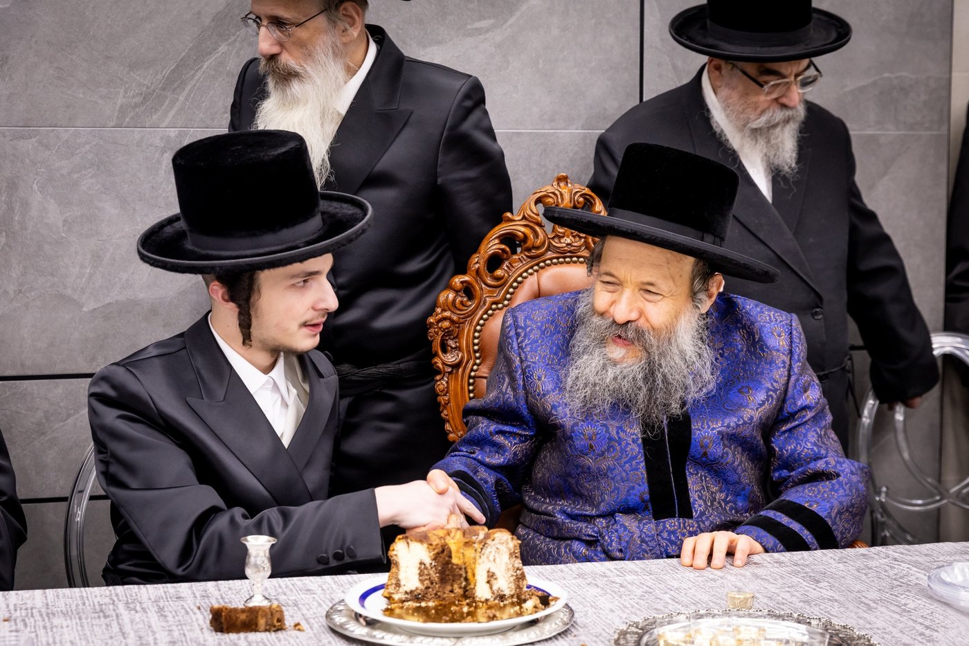 שמחת הווארט והתנאים לנכדת האדמו"ר מבאבוב 45