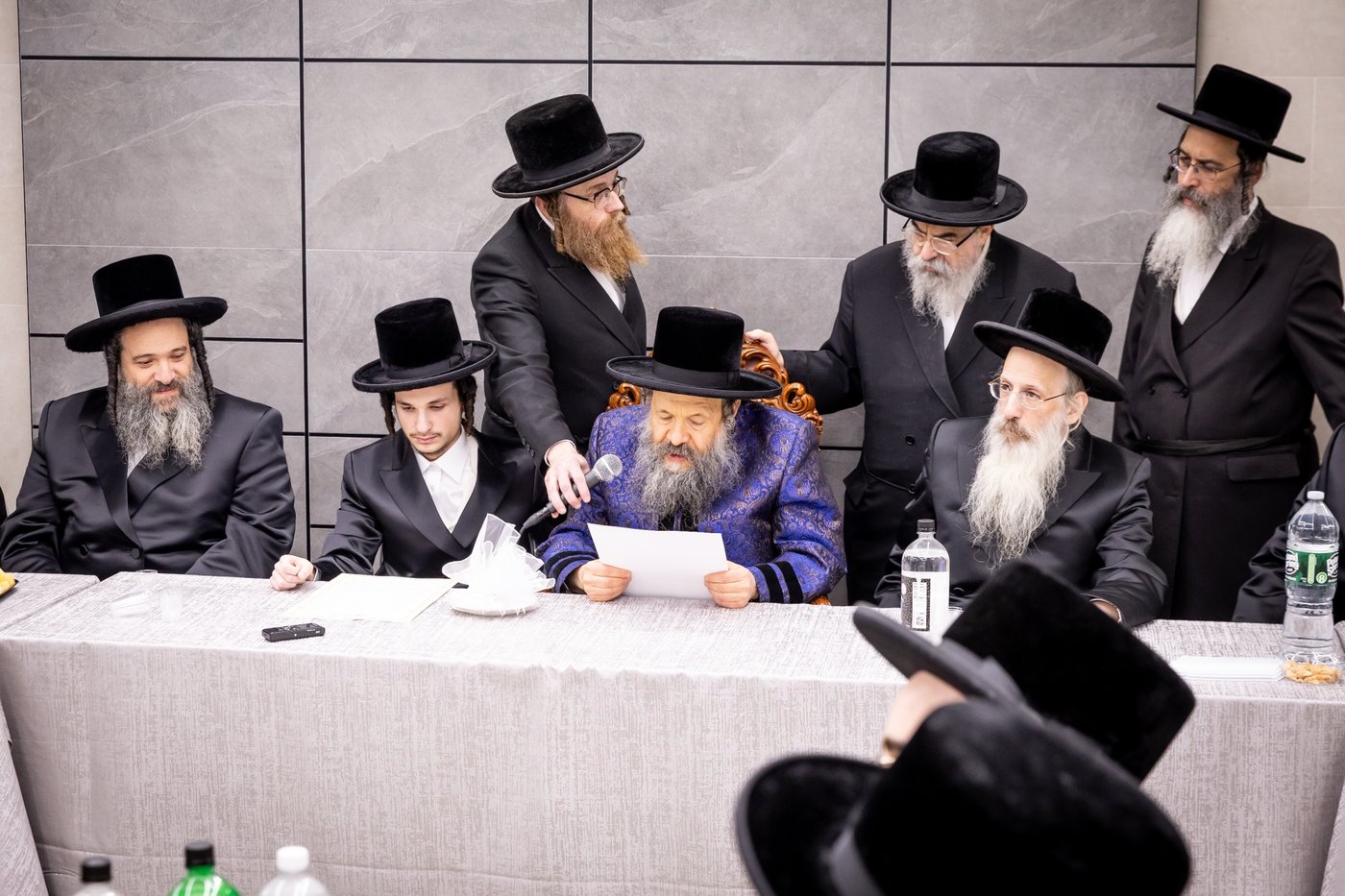 שמחת הווארט והתנאים לנכדת האדמו"ר מבאבוב 45