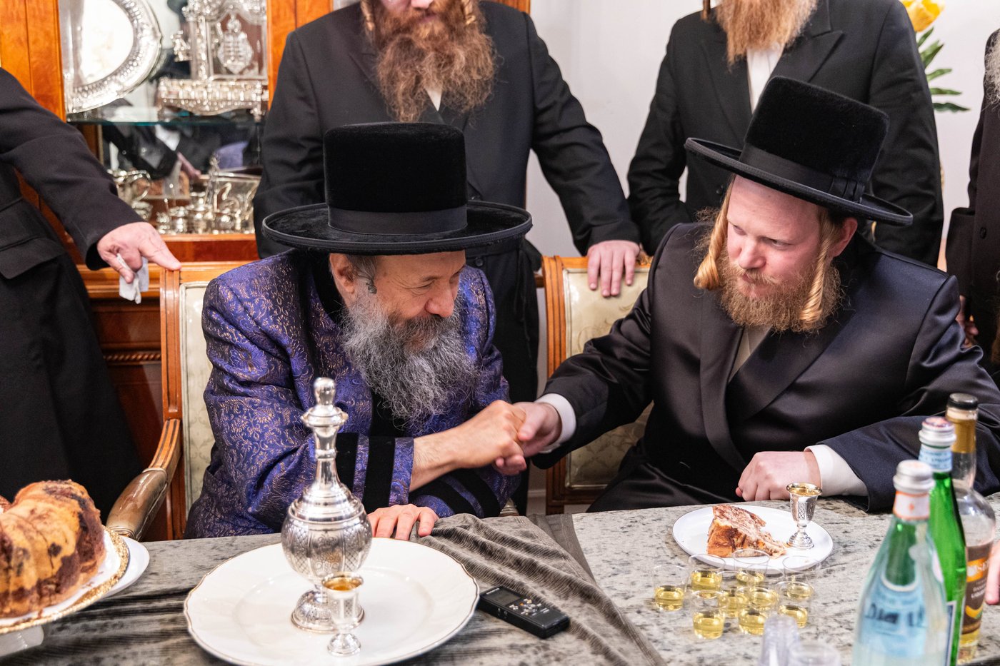 שמחת הווארט והתנאים לנכדת האדמו"ר מבאבוב 45