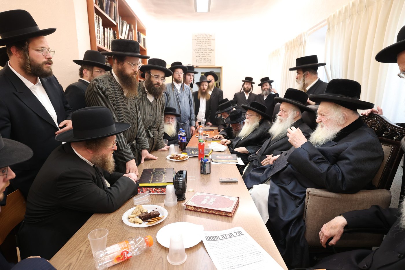 הגרש"ב סורוצקין בכינוס בד"צ 'העדה החרדית'