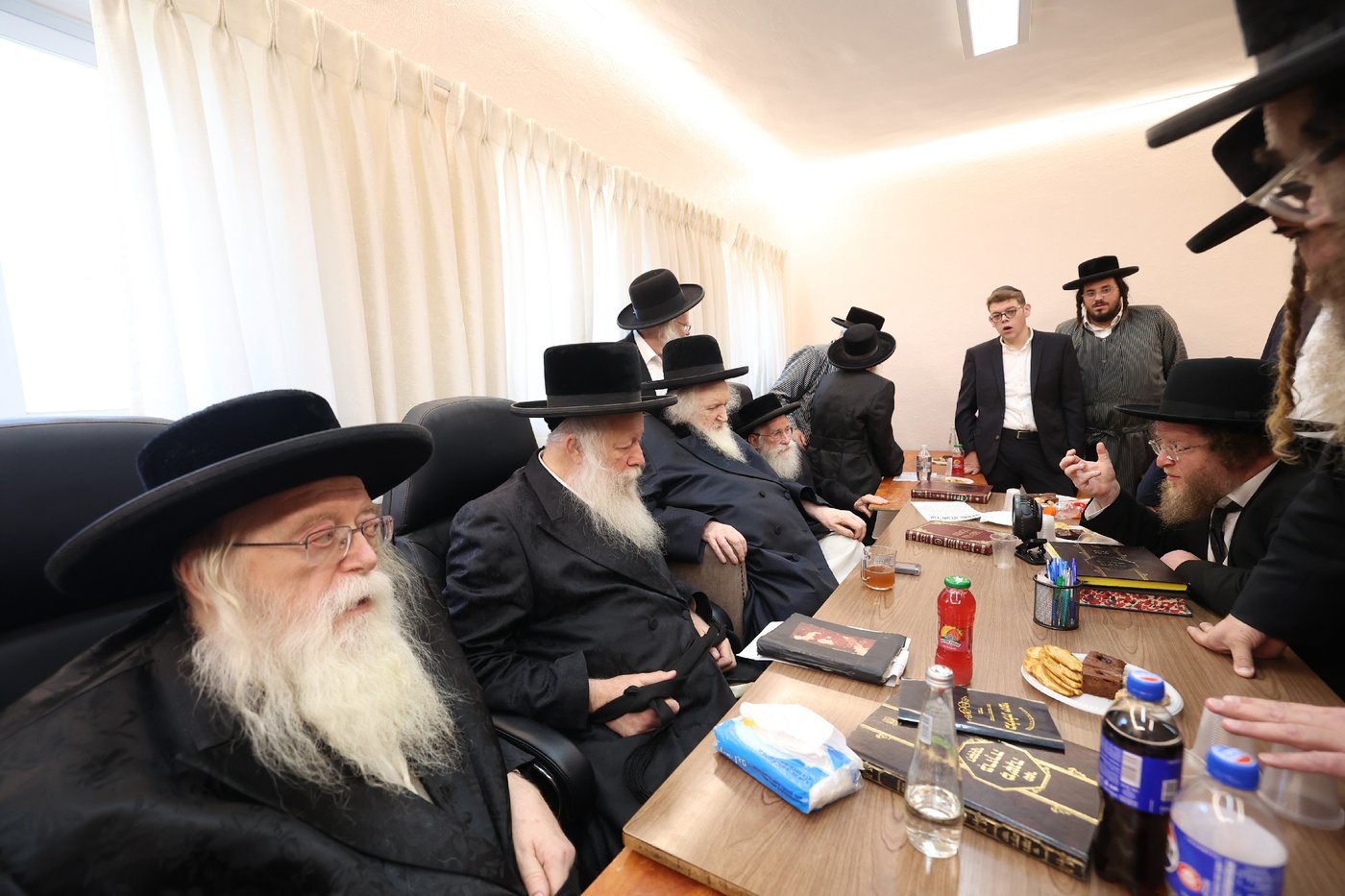 הגרש"ב סורוצקין בכינוס בד"צ 'העדה החרדית'