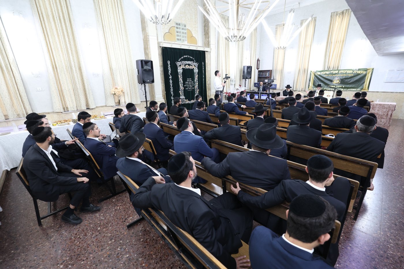 עצרת זיכרון בהיכל ישיבת מרן הגר"ע יוסף זיע"א