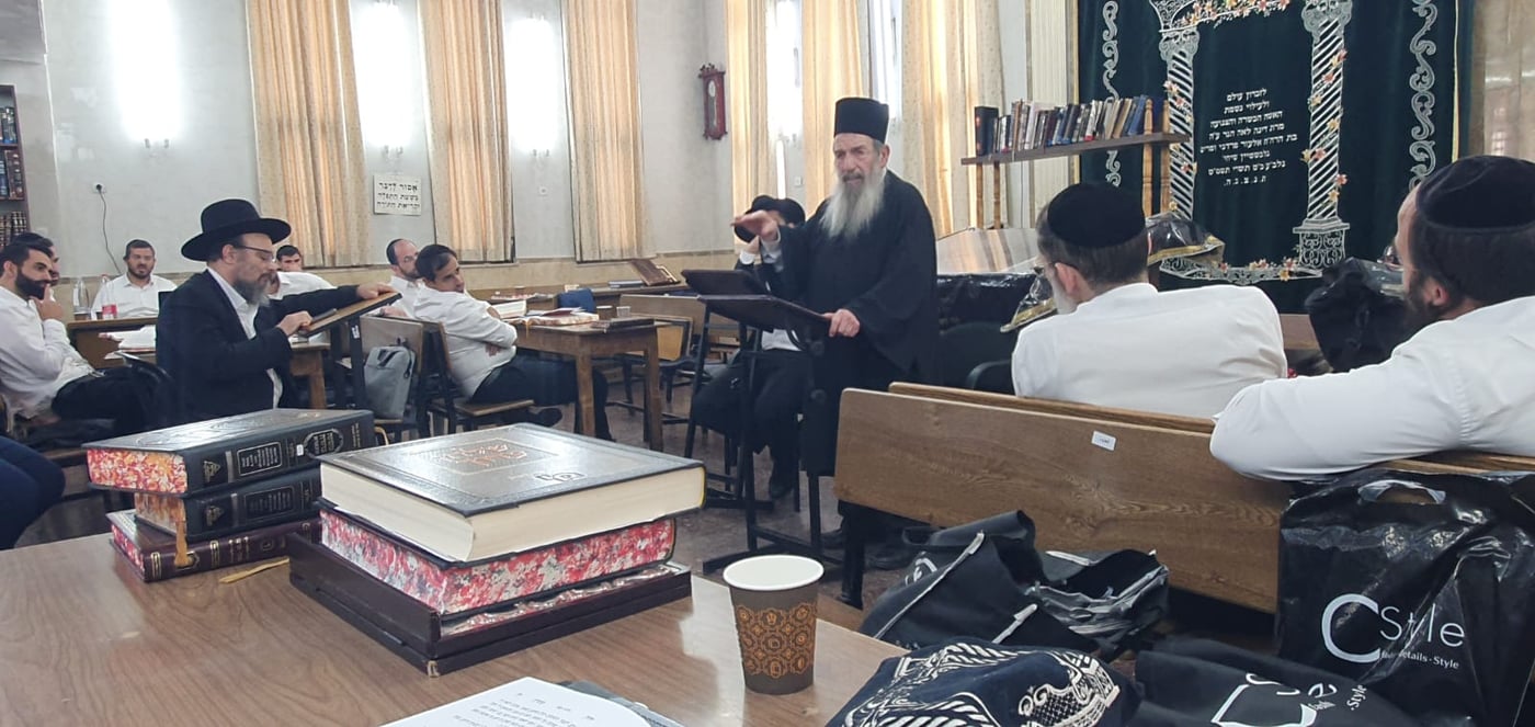 עצרת זיכרון בהיכל ישיבת מרן הגר"ע יוסף זיע"א