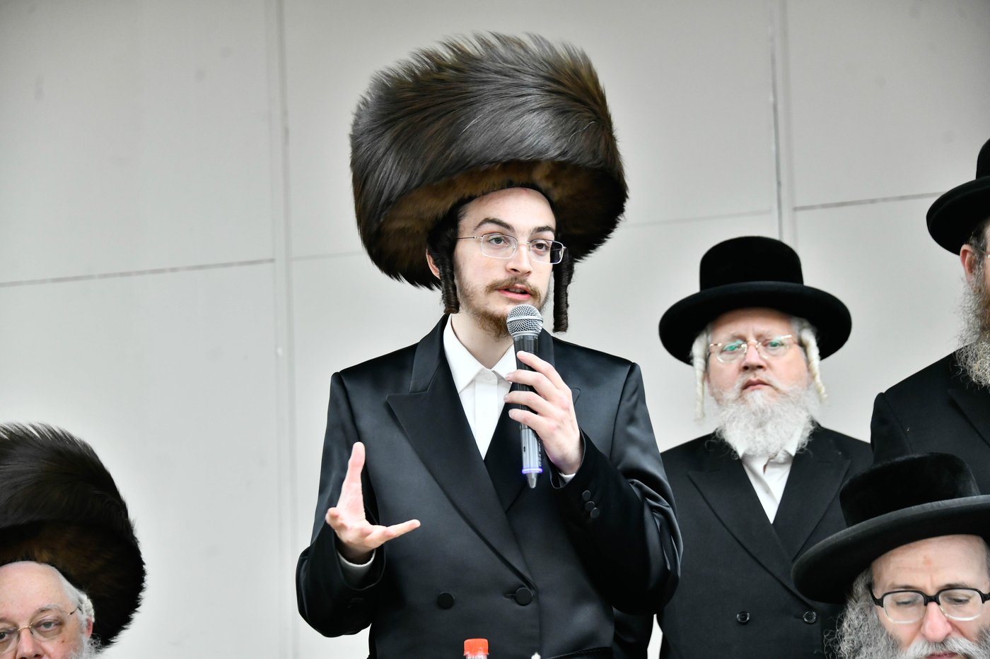 פדיון הבן בחצה"ק מודז'יץ - זוועהיל