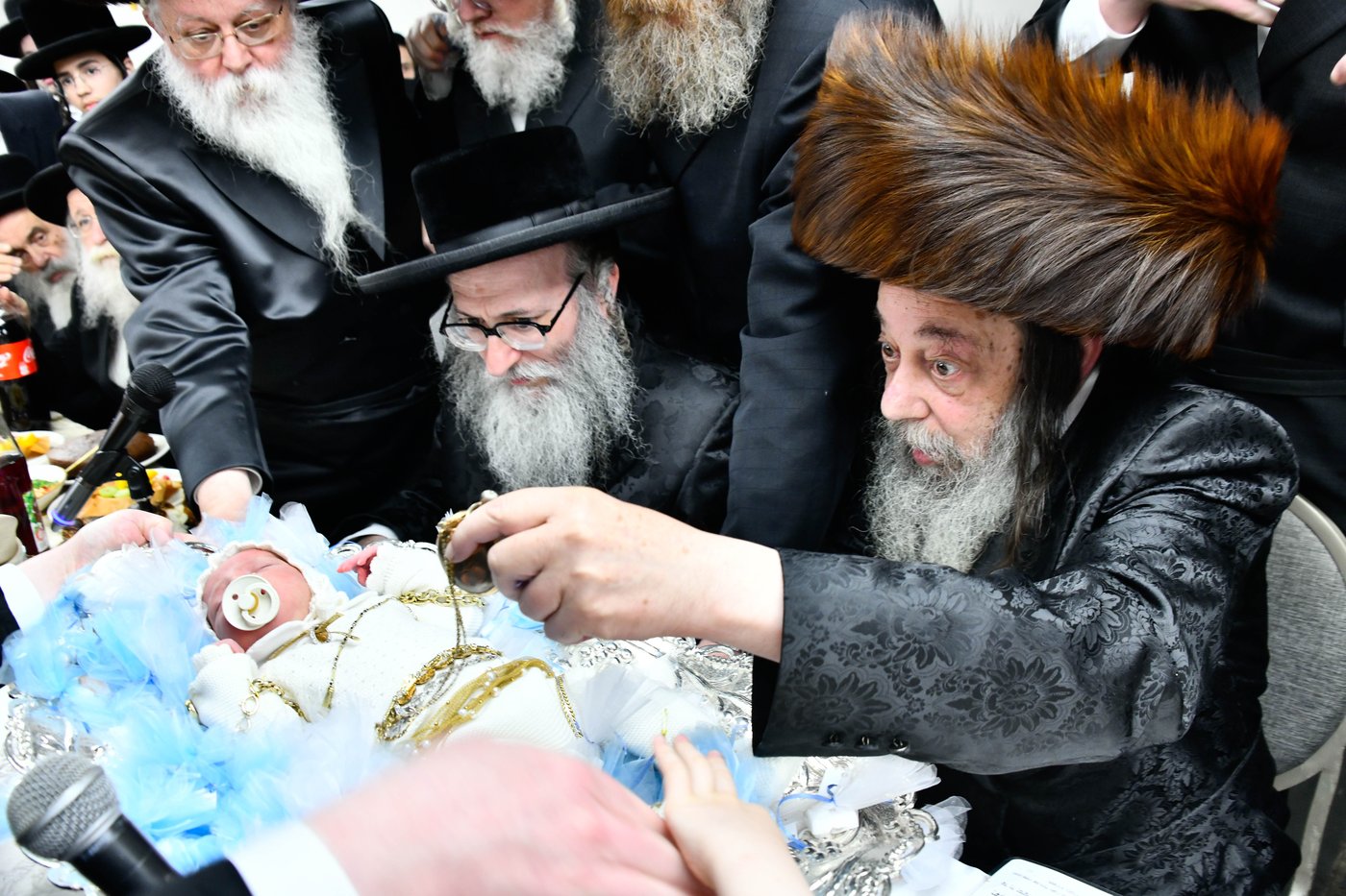 פדיון הבן בחצה"ק מודז'יץ - זוועהיל