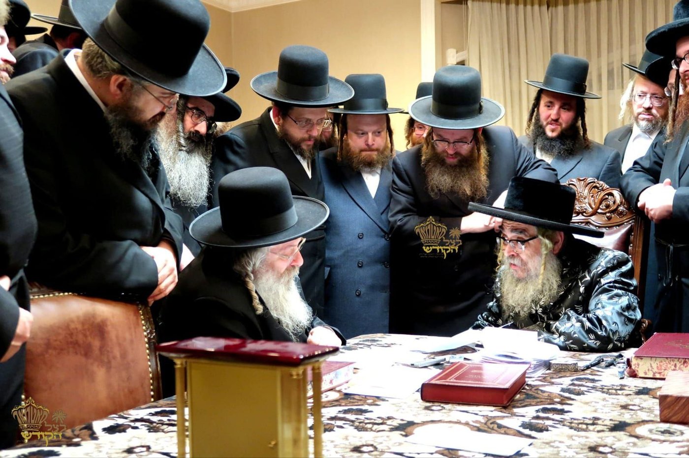 הרה"צ רבי נחמיה אלתר בביקור אצל האדמו"ר מסאטמר 