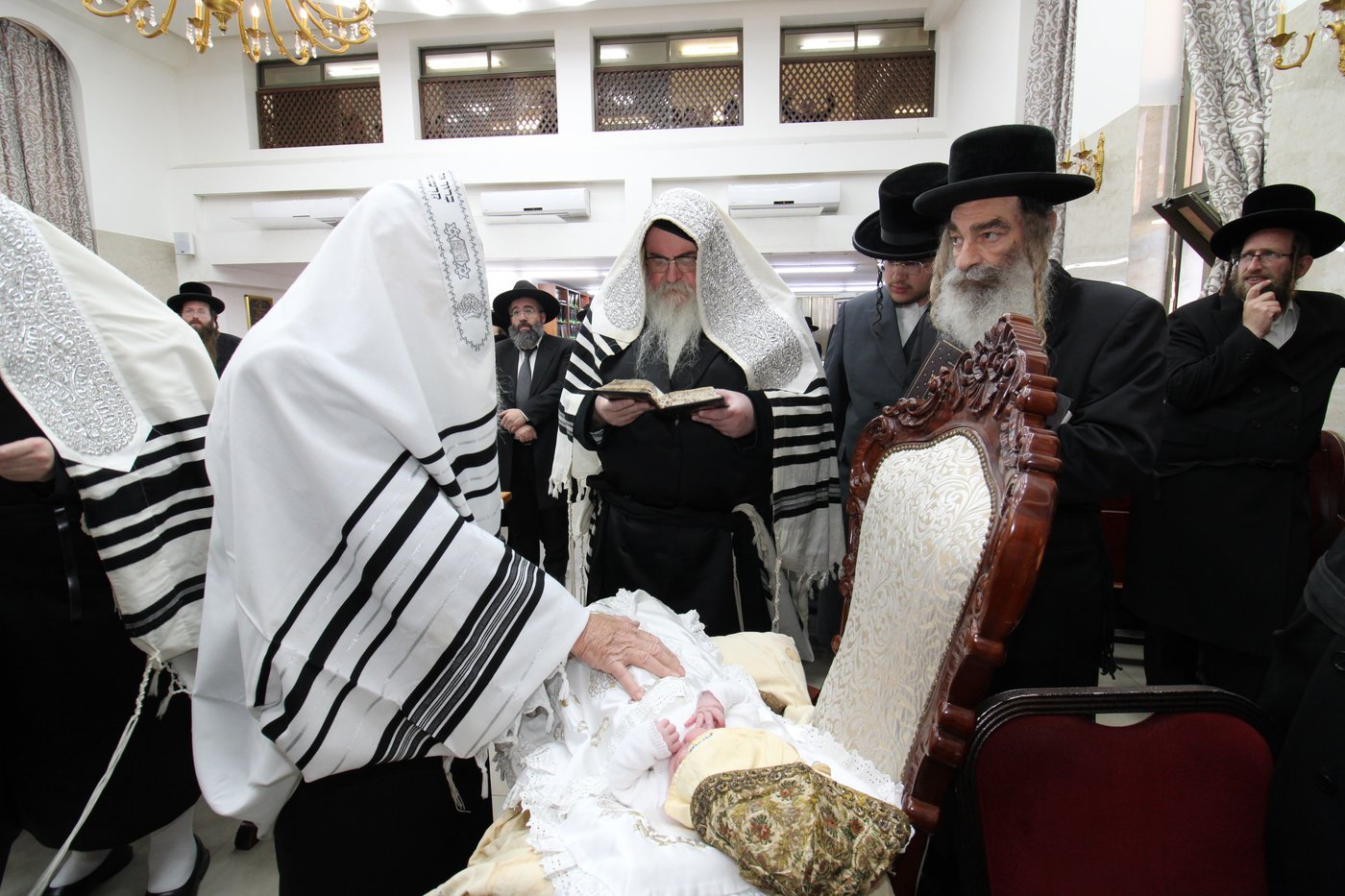 שמחת הברית בחצרות ביאלה רמת אהרן - שיכון ג'