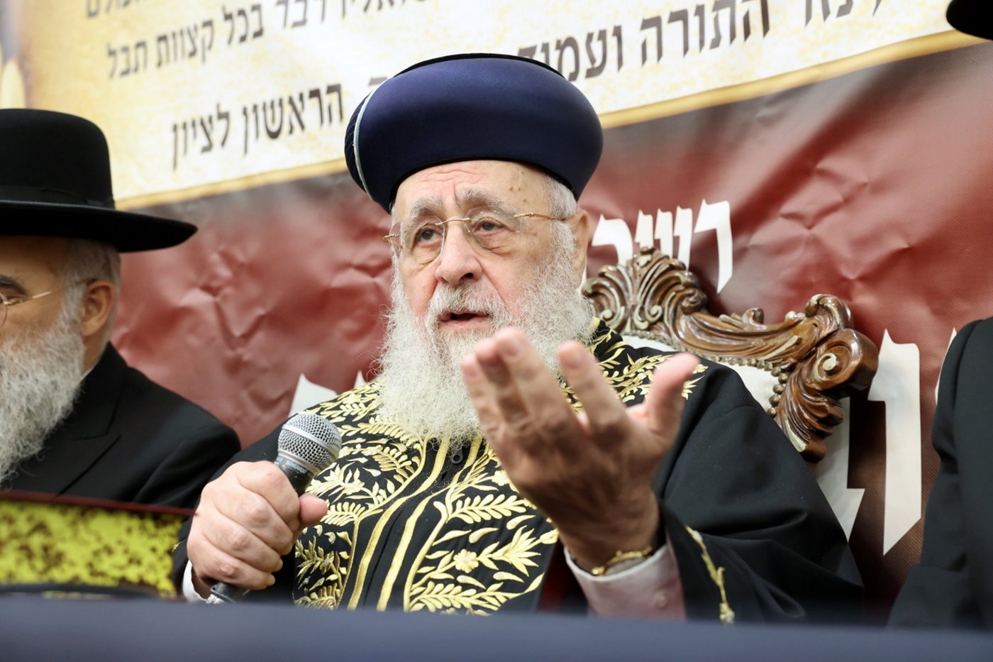 י"ב שנים למרן הגר"ע יוסף זצ"ל