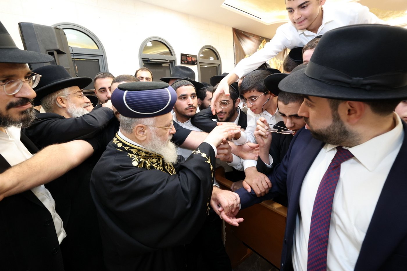 י"ב שנים למרן הגר"ע יוסף זצ"ל