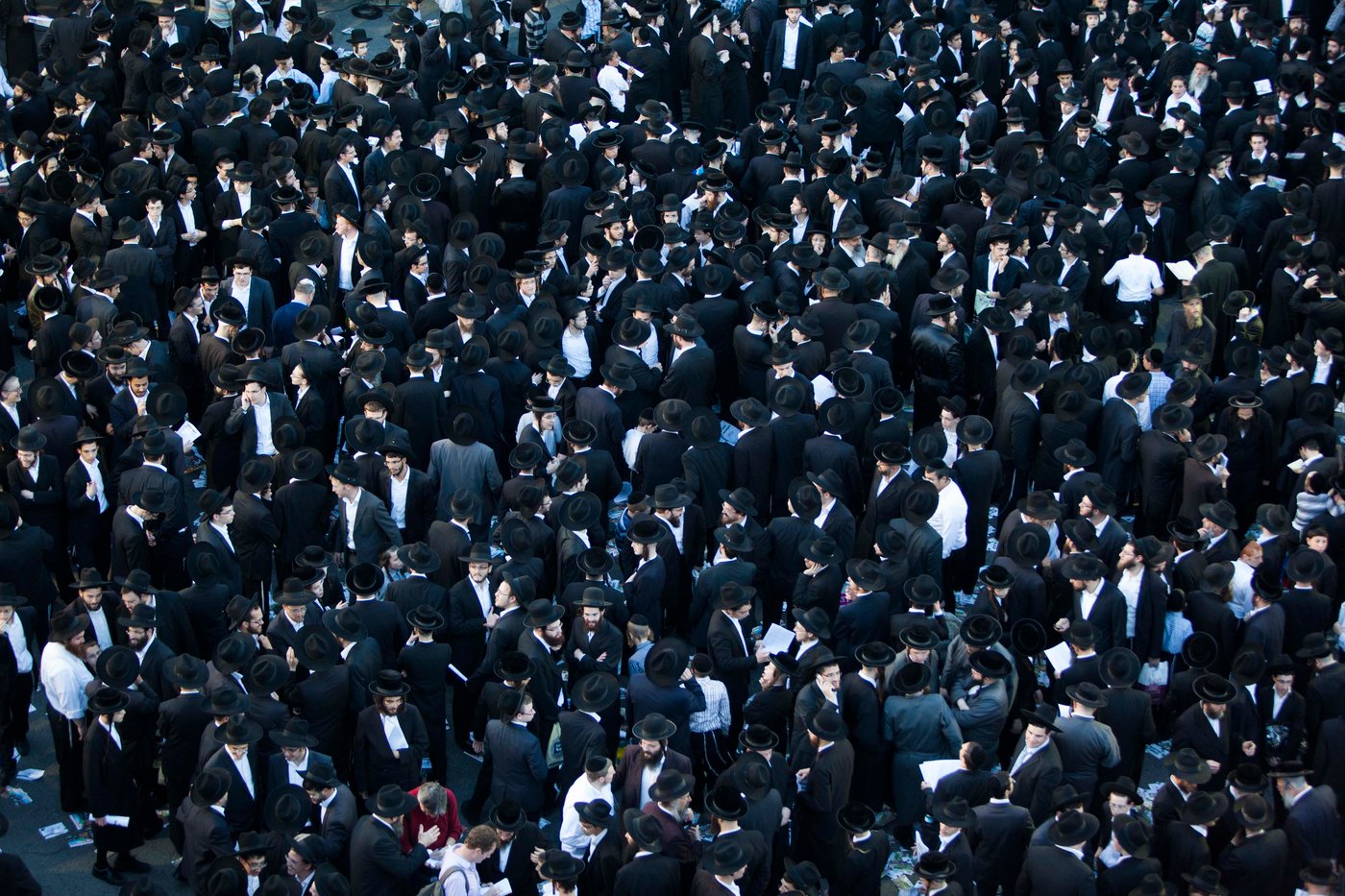 משבר חוק הגיוס: המשטרה עצרה תלמיד ישיבה מביתו בחולון