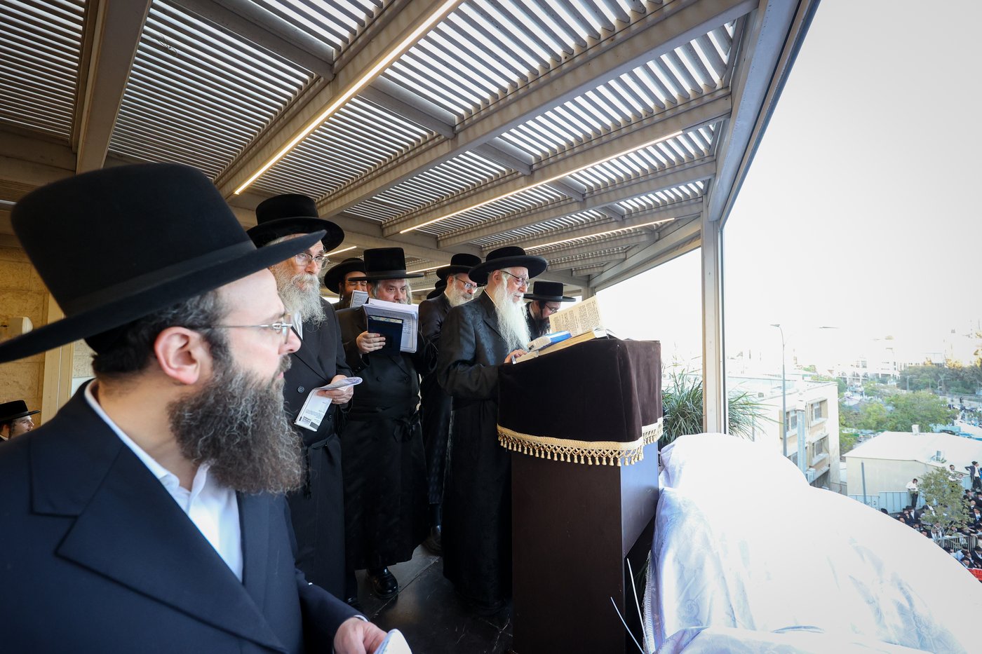 האדמו"ר מצאנז בעצרת המיליון - ירושלים תשפ"ו