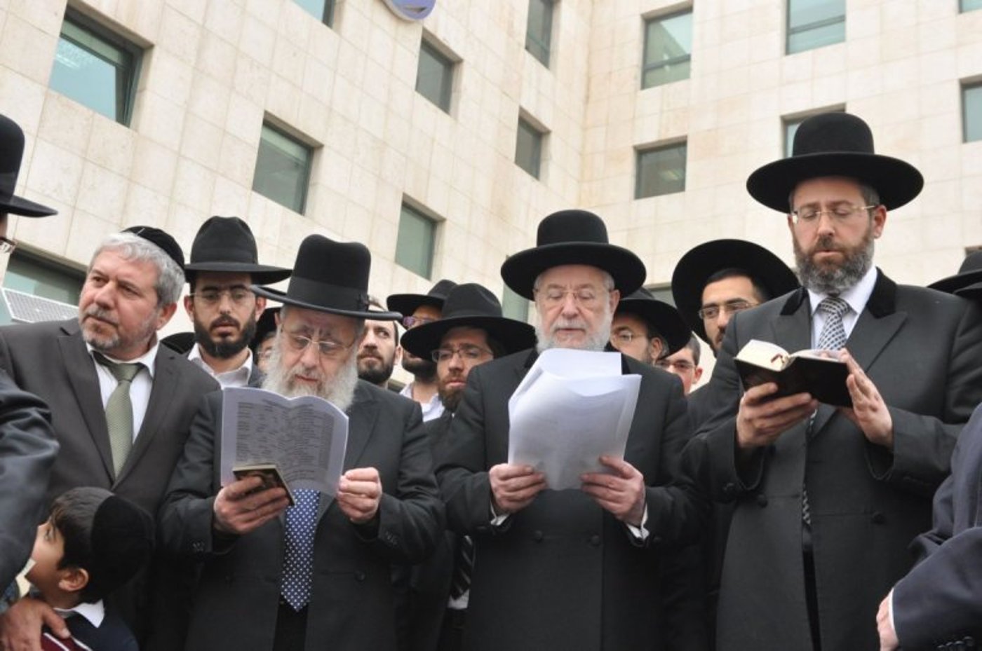 הראשל"צ הגר"י יוסף בעצרת תשע"ד