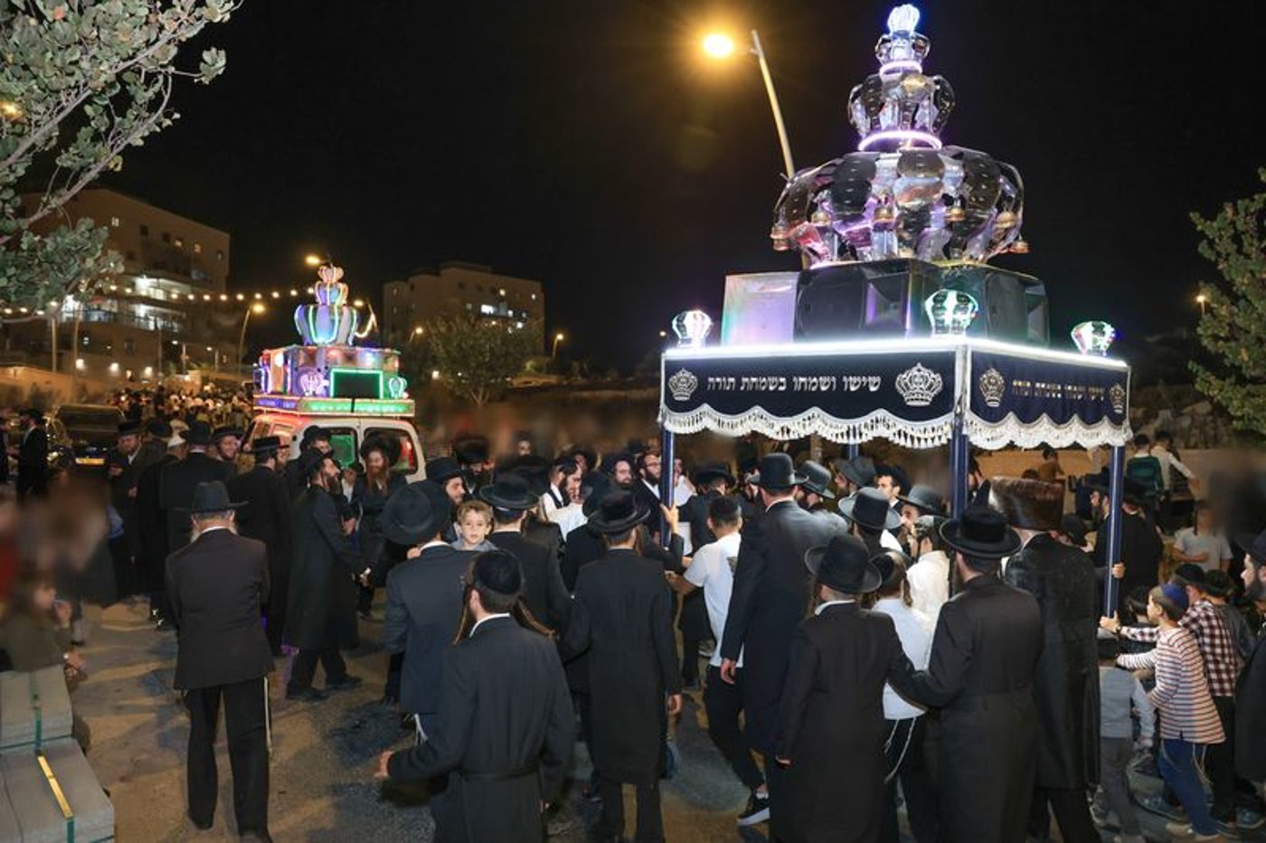 הכנסת ספר תורה לישיבת ברסלב לבעלי תשובה 'נשמת ברסלב'