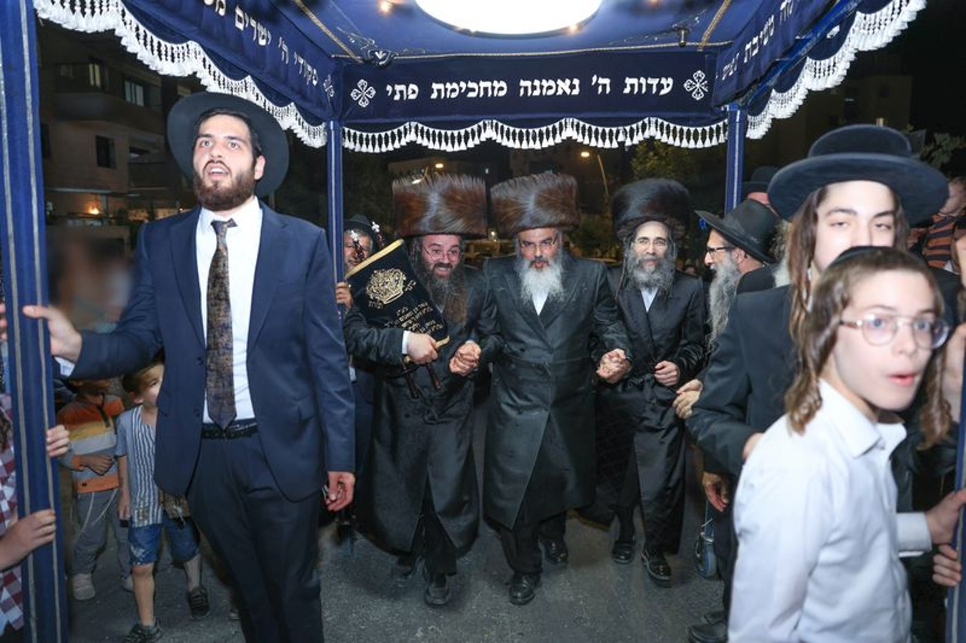 הכנסת ספר תורה לישיבת ברסלב לבעלי תשובה 'נשמת ברסלב'