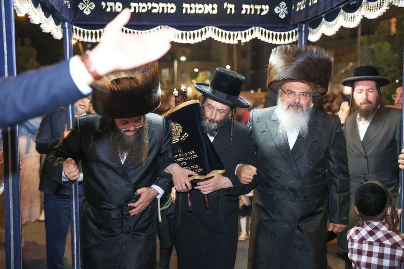 הכנסת ספר תורה לישיבת ברסלב לבעלי תשובה 'נשמת ברסלב'