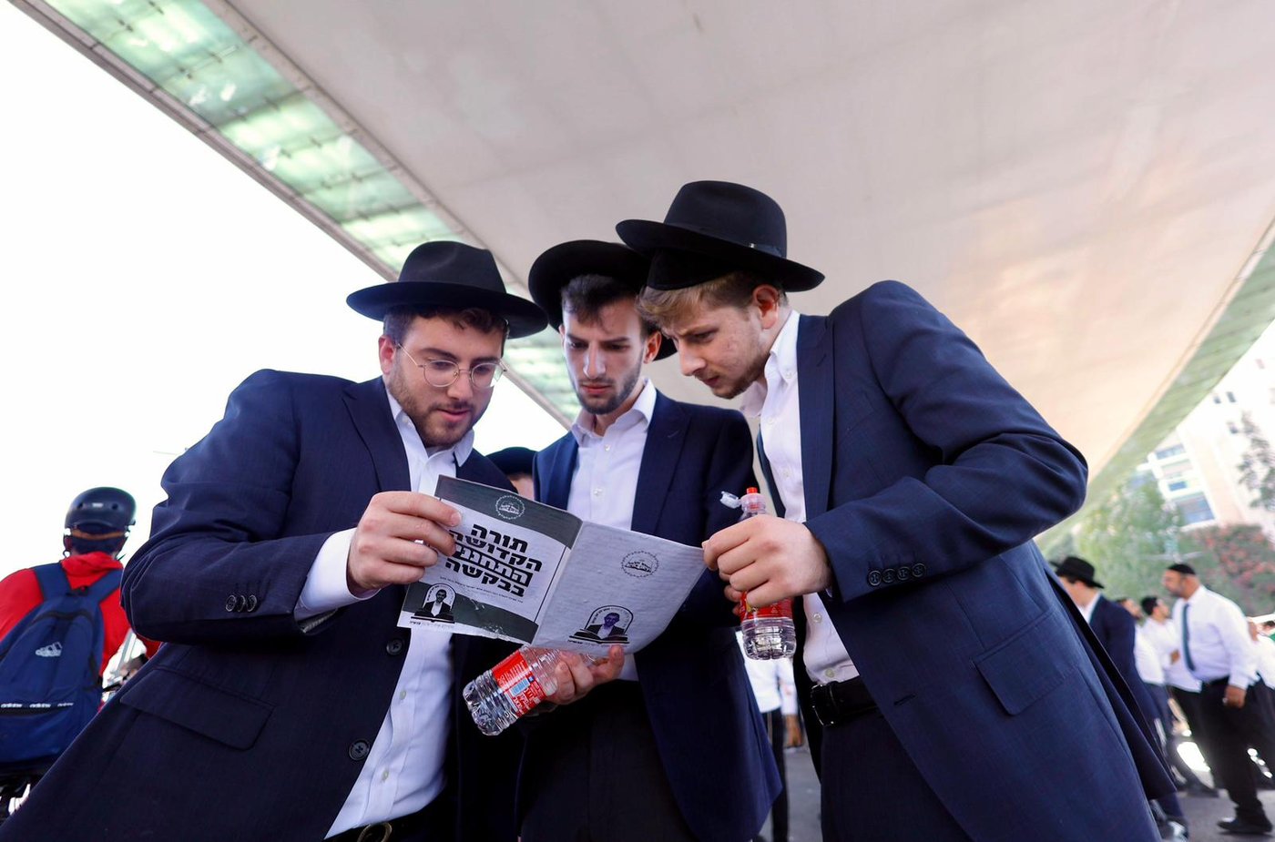 גלריה ראשונית מההכנות לעצרת המיליון בשערי ירושלים 