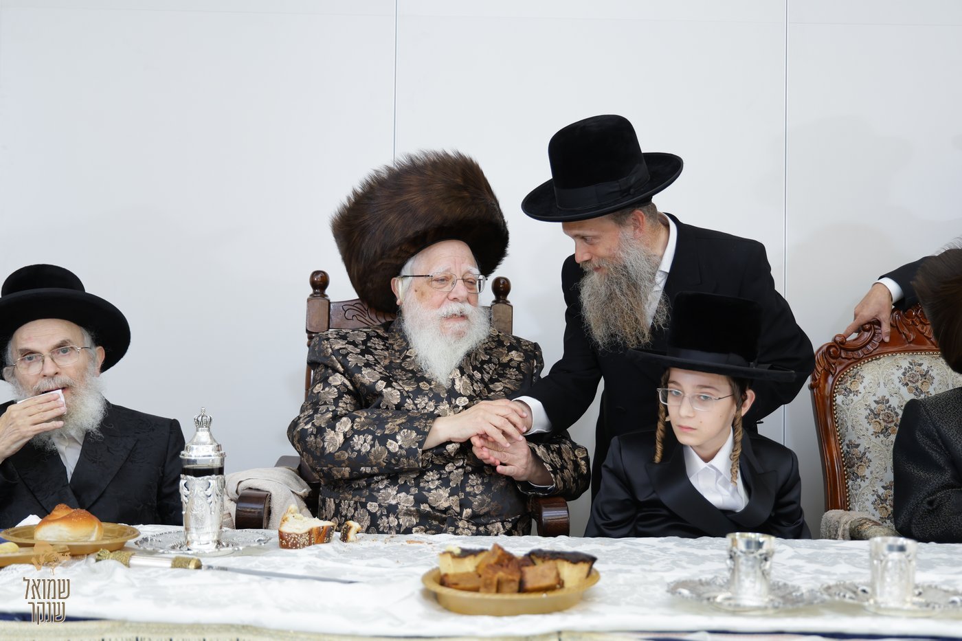 שמחת בר המצווה לנין האדמו"ר מנאראל, ונכד האדמו"ר משאץ ויז'ניץ