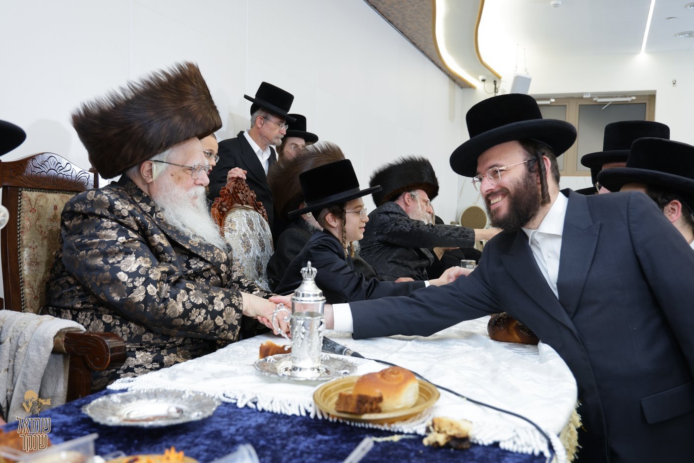 שמחת בר המצווה לנין האדמו"ר מנאראל, ונכד האדמו"ר משאץ ויז'ניץ