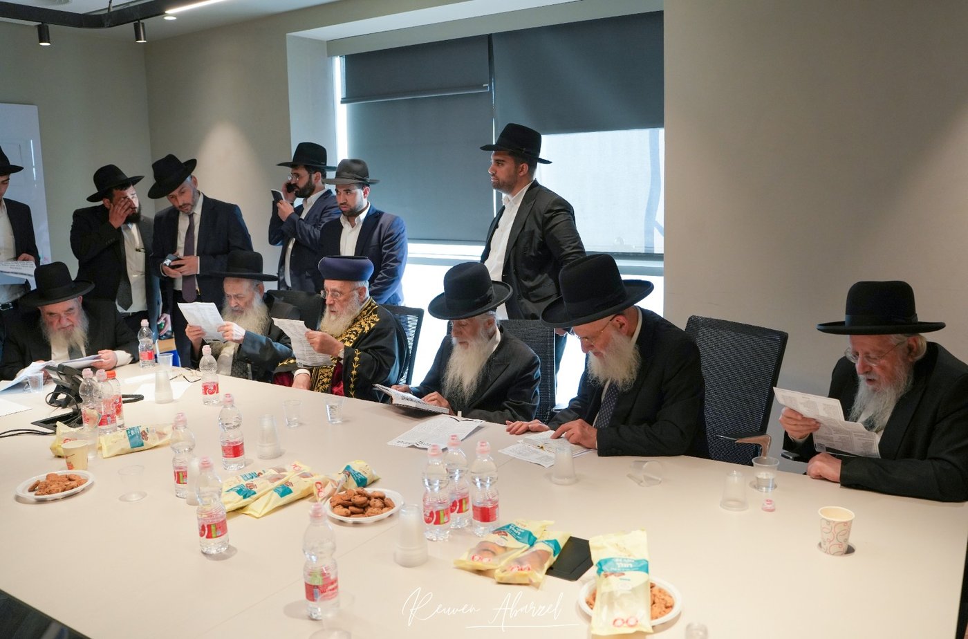 חברי מועצת חכמי התורה בעצרת המיליון