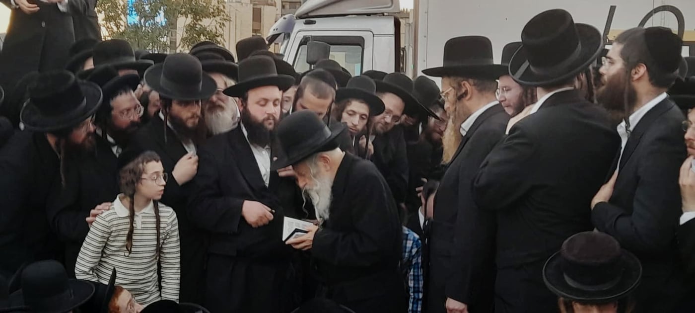 האדמו"ר מאמשינוב בעצרת המיליון - חשון תשפ"ו