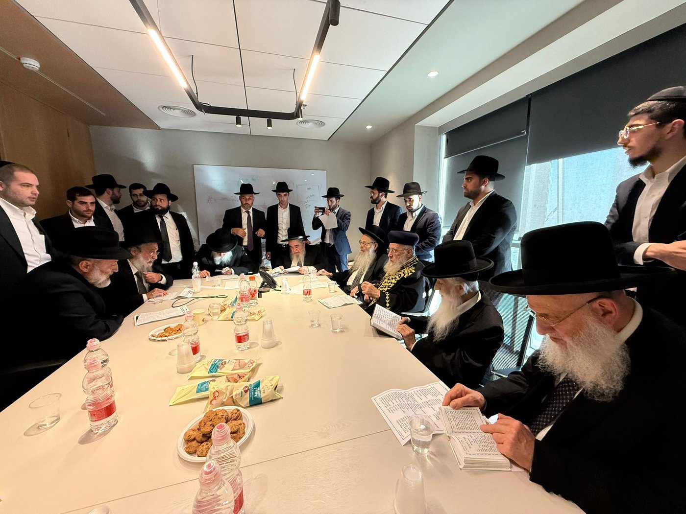 חברי מועצת חכמי התורה בעצרת המיליון