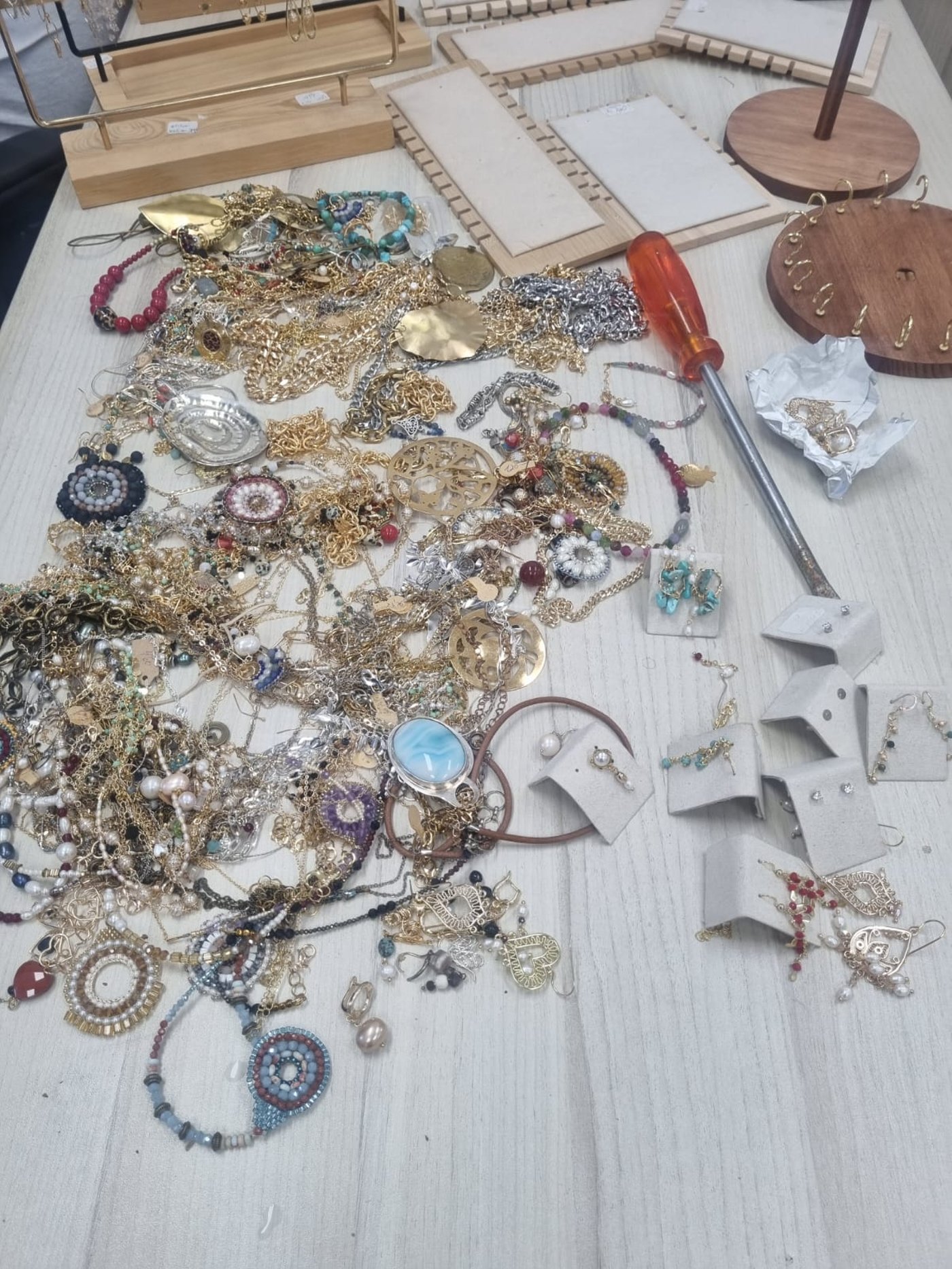 חלק מהשלל שנתפס