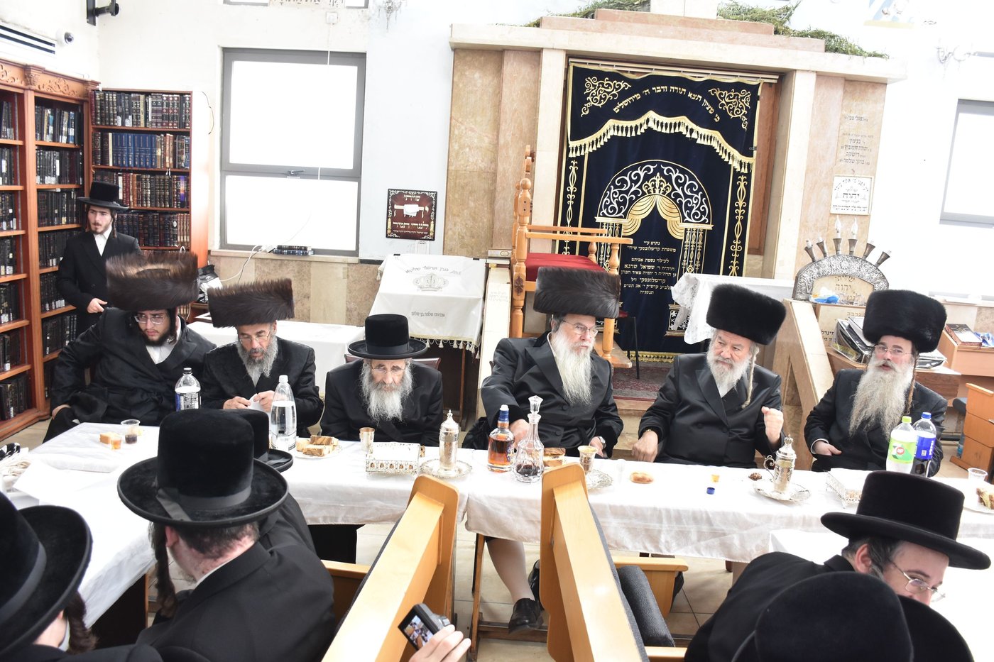 שמחת הברית בחצרות אשלג -  עתלית - גארליץ