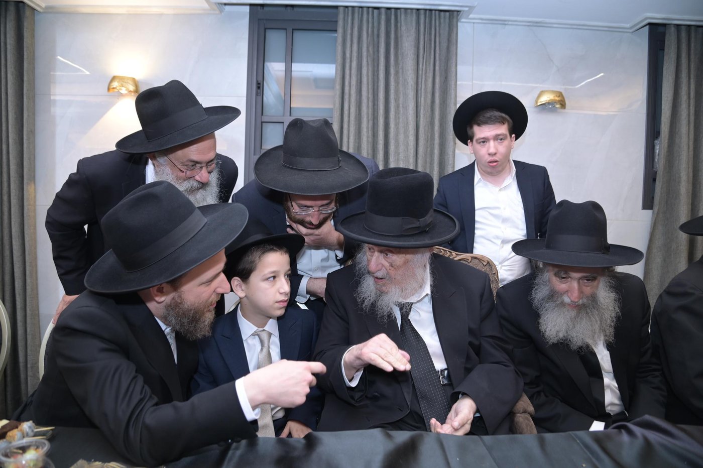 שמחת בר המצווה לנכד הגאון רבי איתמר גרבוז 