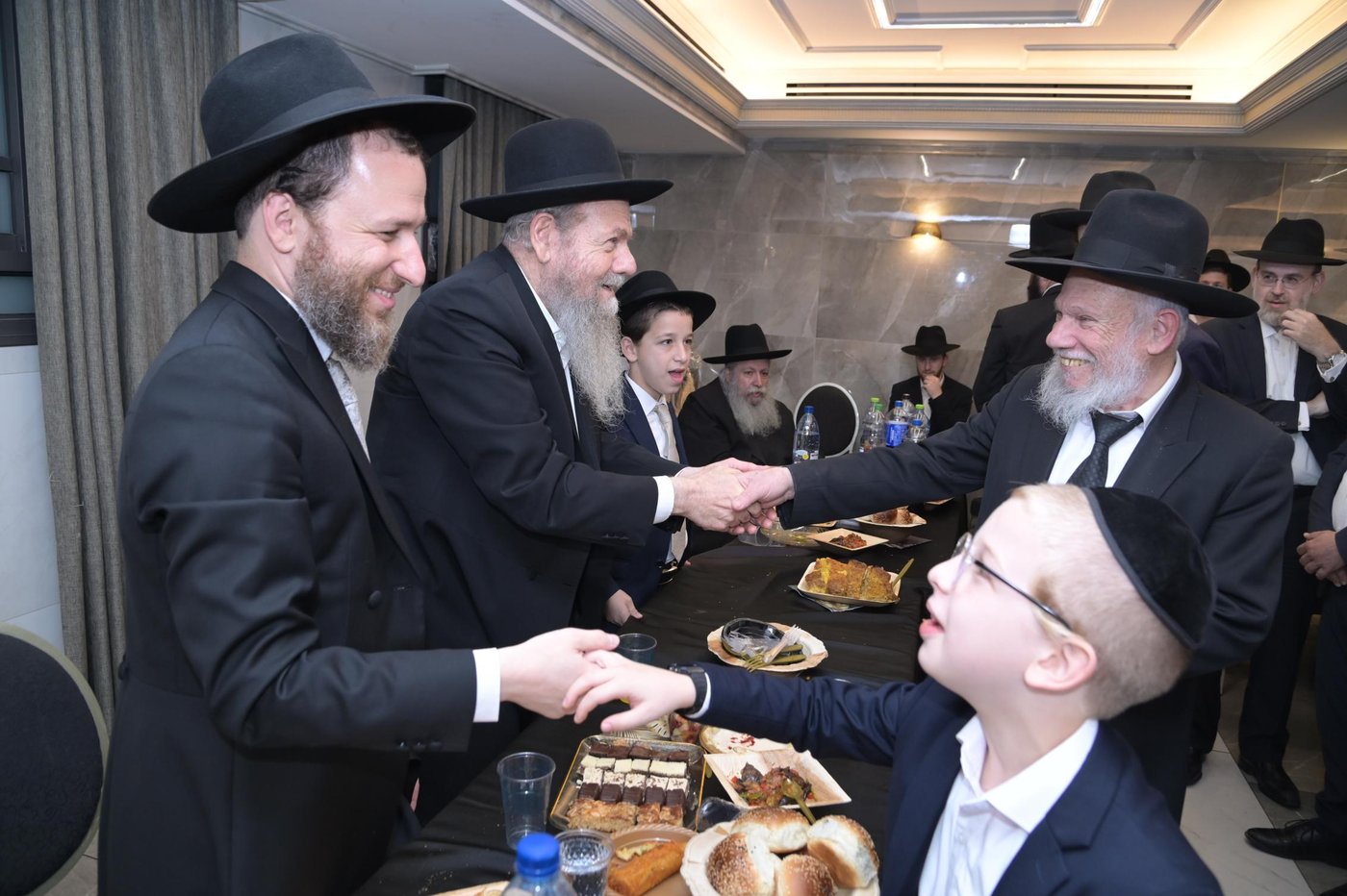 שמחת בר המצווה לנכד הגאון רבי איתמר גרבוז 