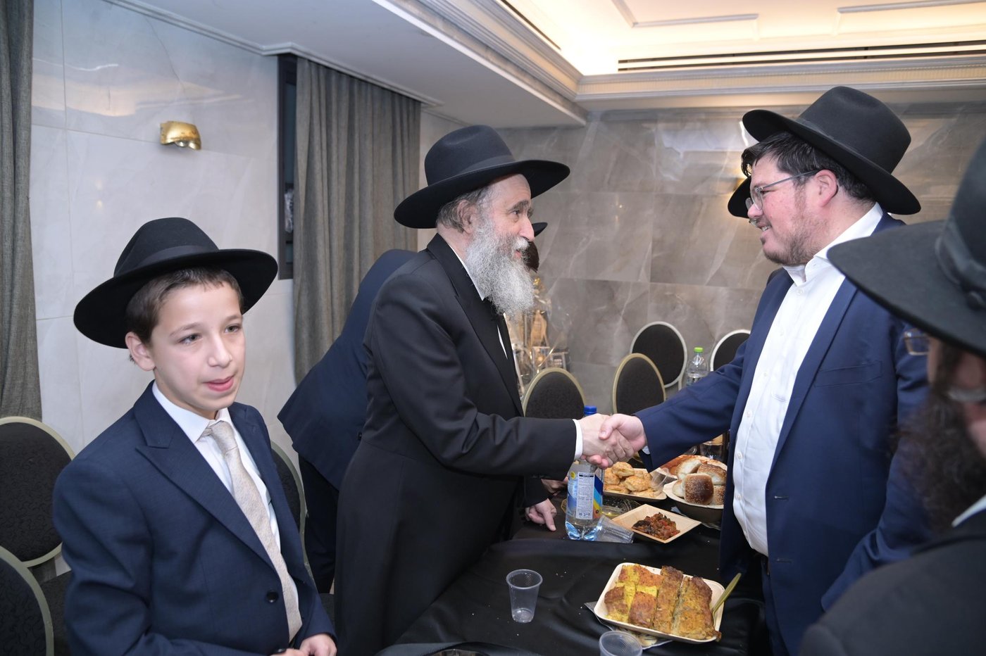 שמחת בר המצווה לנכד הגאון רבי איתמר גרבוז 