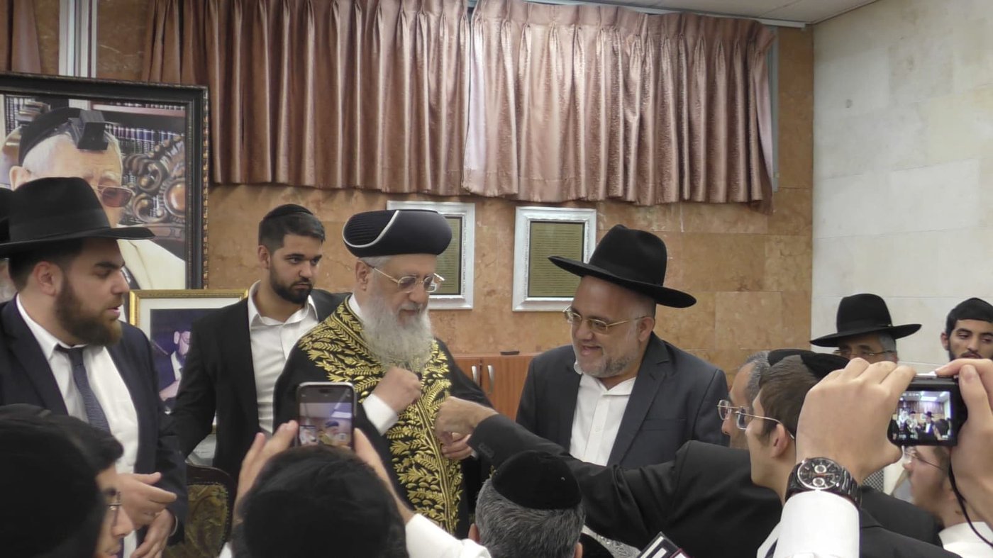 י"ב שנים וחצי יובל ב'כסא רחמים' 