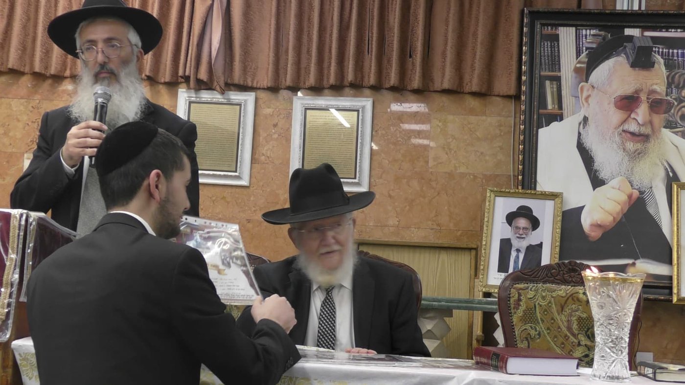 י"ב שנים וחצי יובל ב'כסא רחמים' 