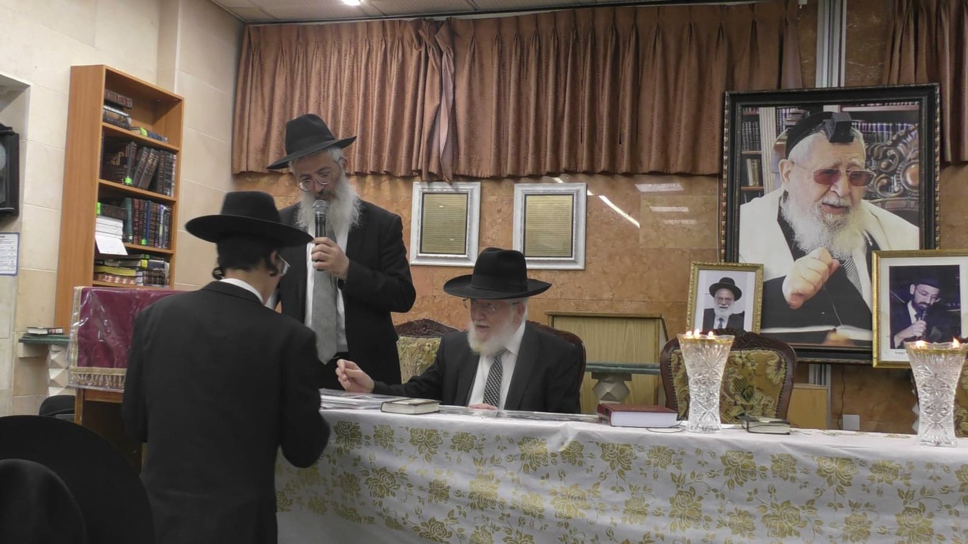 י"ב שנים וחצי יובל ב'כסא רחמים' 