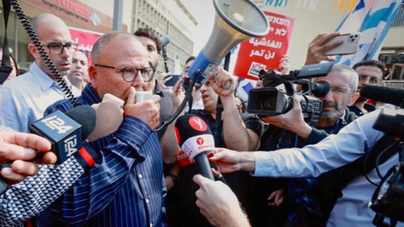 יו"ר ההסתדרות ארנון בר דוד במחאה נגד הממשלה