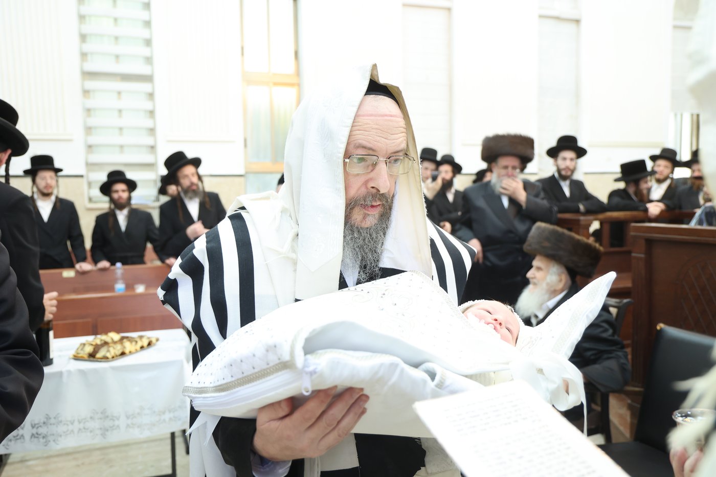 שמחת הברית לנכד הגה"צ רבי שמואל דוד גולדמן - גאב"ד זוועהיל