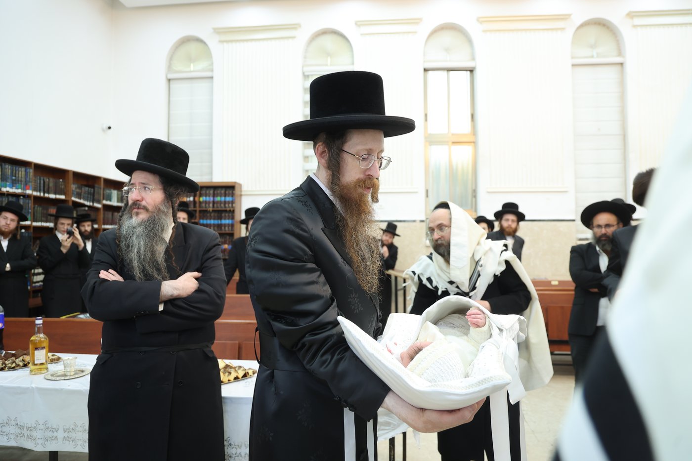 שמחת הברית לנכד הגה"צ רבי שמואל דוד גולדמן - גאב"ד זוועהיל