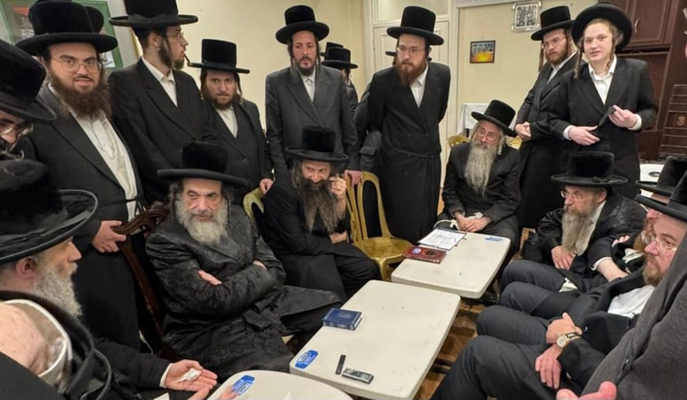 הגה"צ רבי חיים מאיר הגר, אב"ד ויז'ניץ בביקור בזק בלונדון