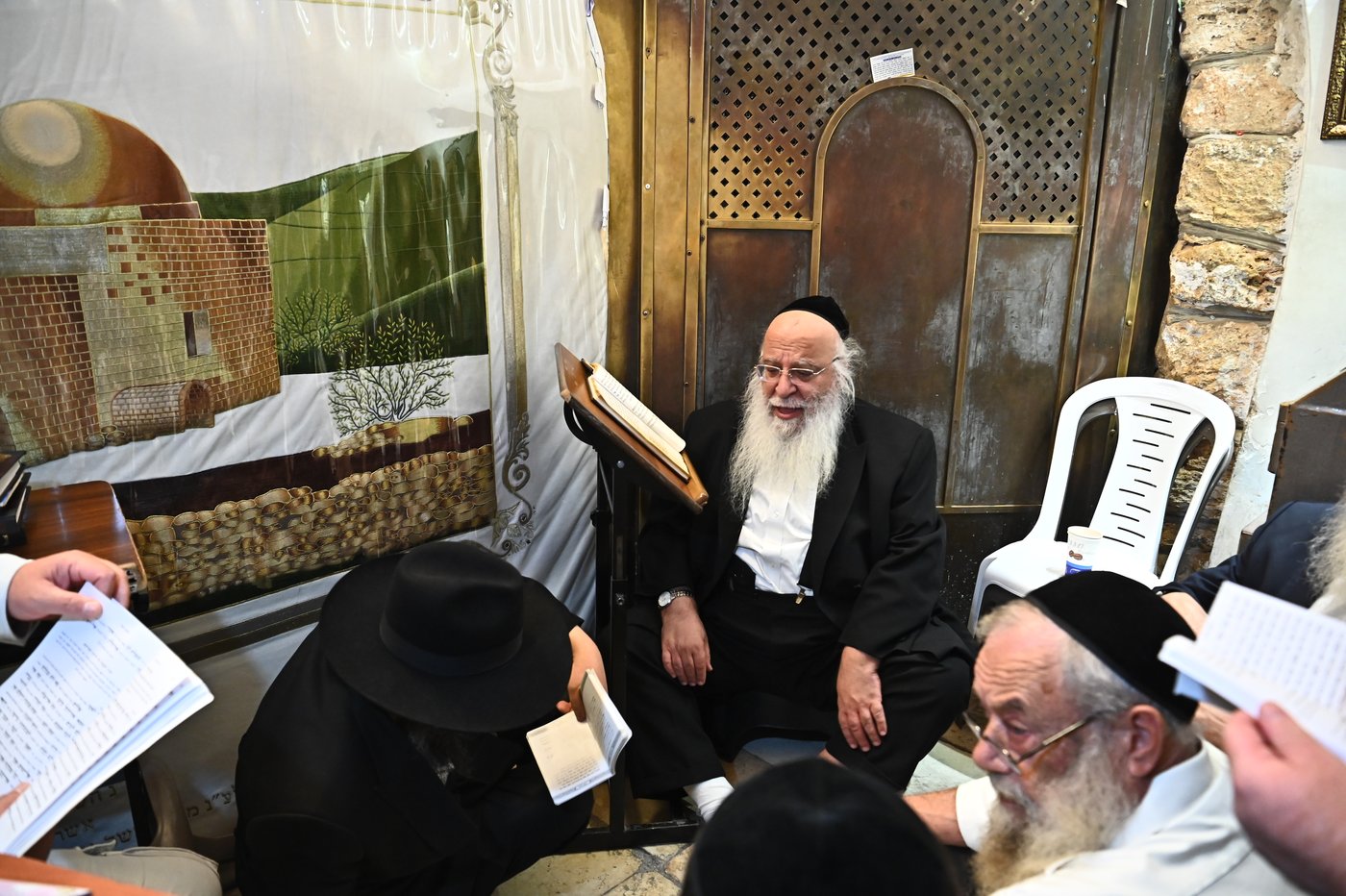 המקובל הגאון הרב בניהו שמואלי בקבר רחל