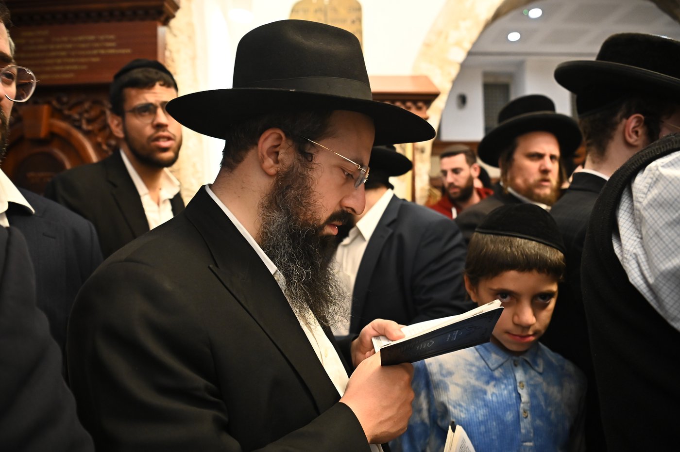 המקובל הגאון הרב בניהו שמואלי בקבר רחל