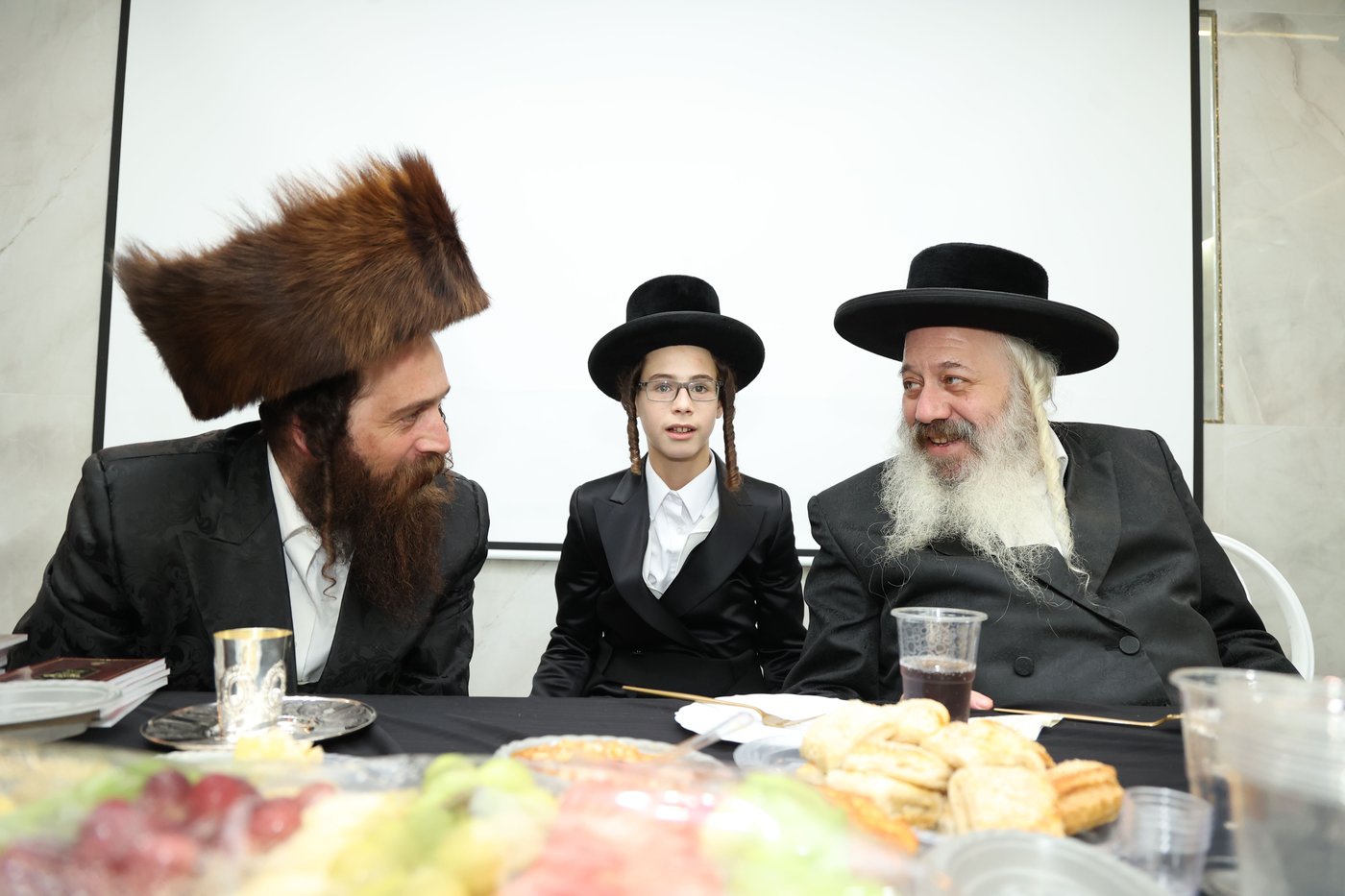 שמחת הבר מצוה לבן הרב אלימלך וייס 