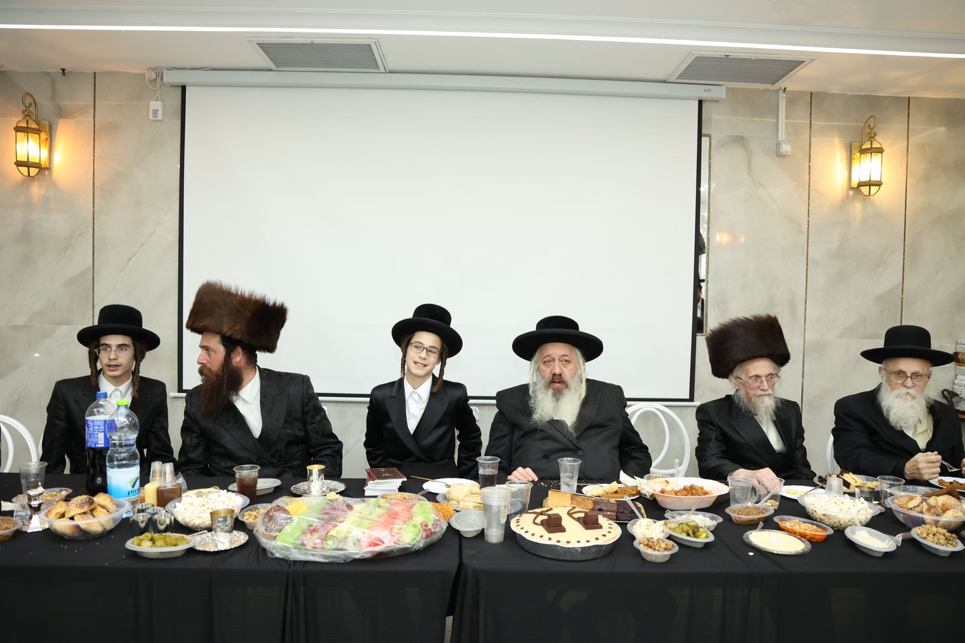 שמחת הבר מצוה לבן הרב אלימלך וייס 