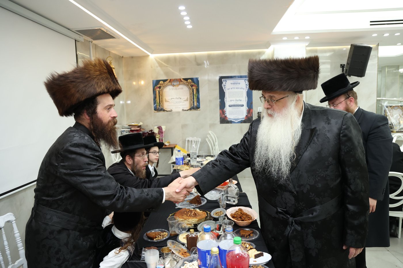 שמחת הבר מצוה לבן הרב אלימלך וייס 