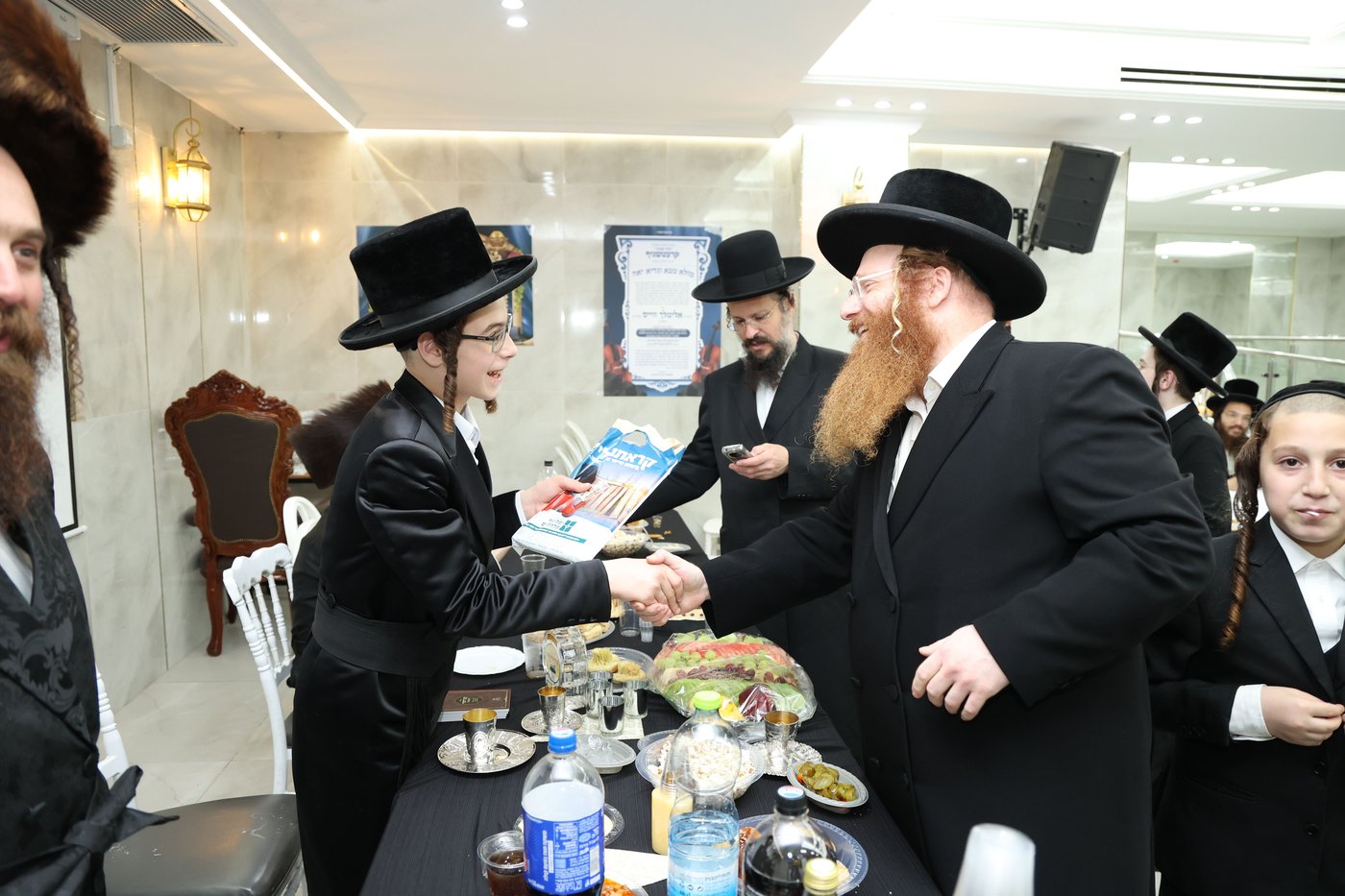 שמחת הבר מצוה לבן הרב אלימלך וייס 