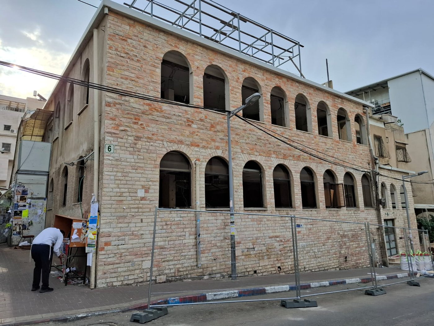 הריסת ביהמ"ד אלכסנדר