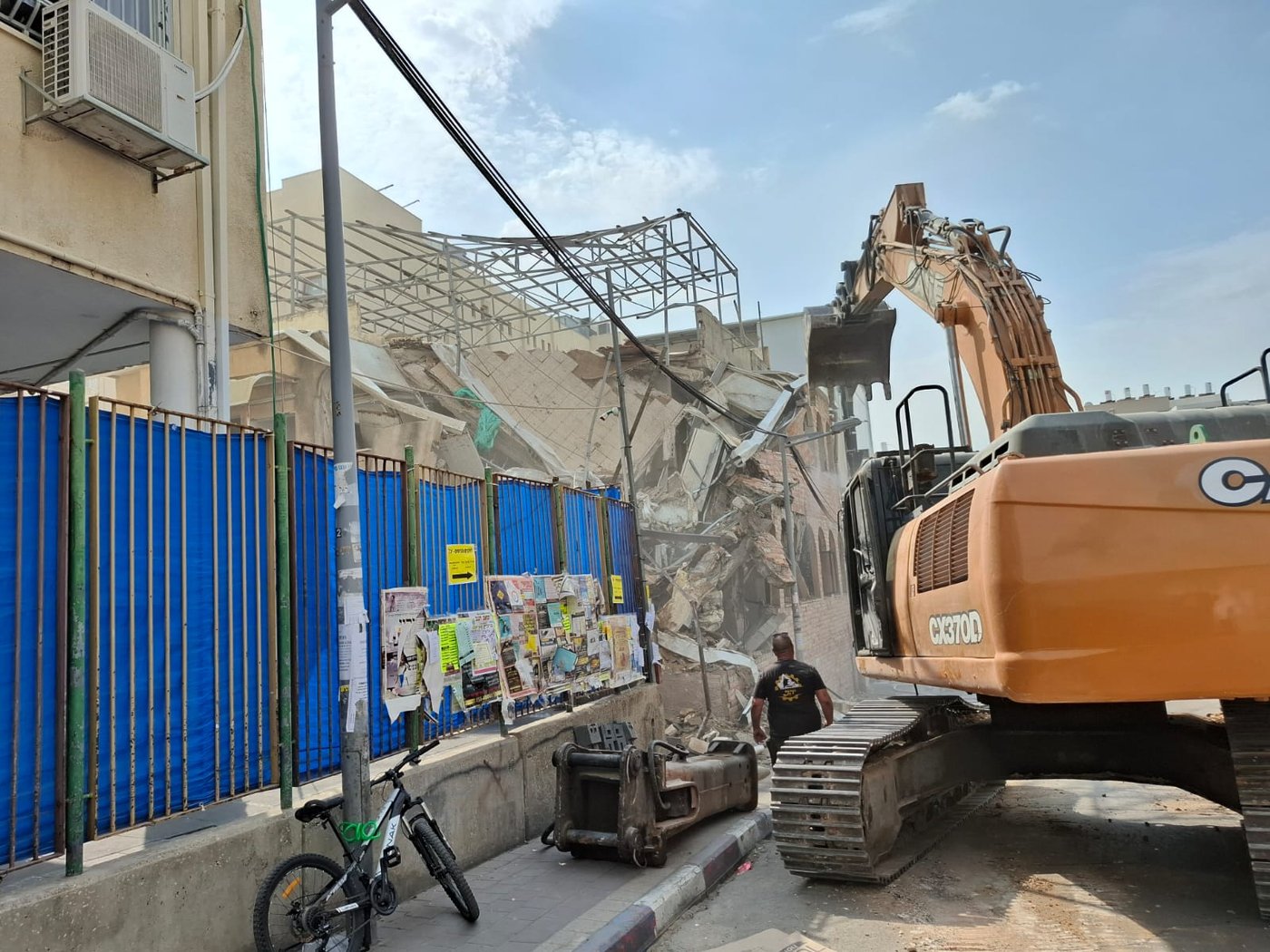 הריסת ביהמ"ד אלכסנדר