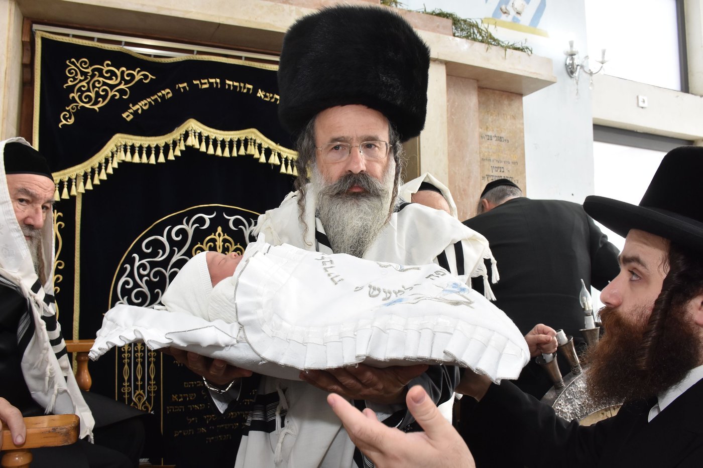 שמחת הברית לנין האדמו"ר מאשלג, ונכד להרב שמעלקא בידרמן