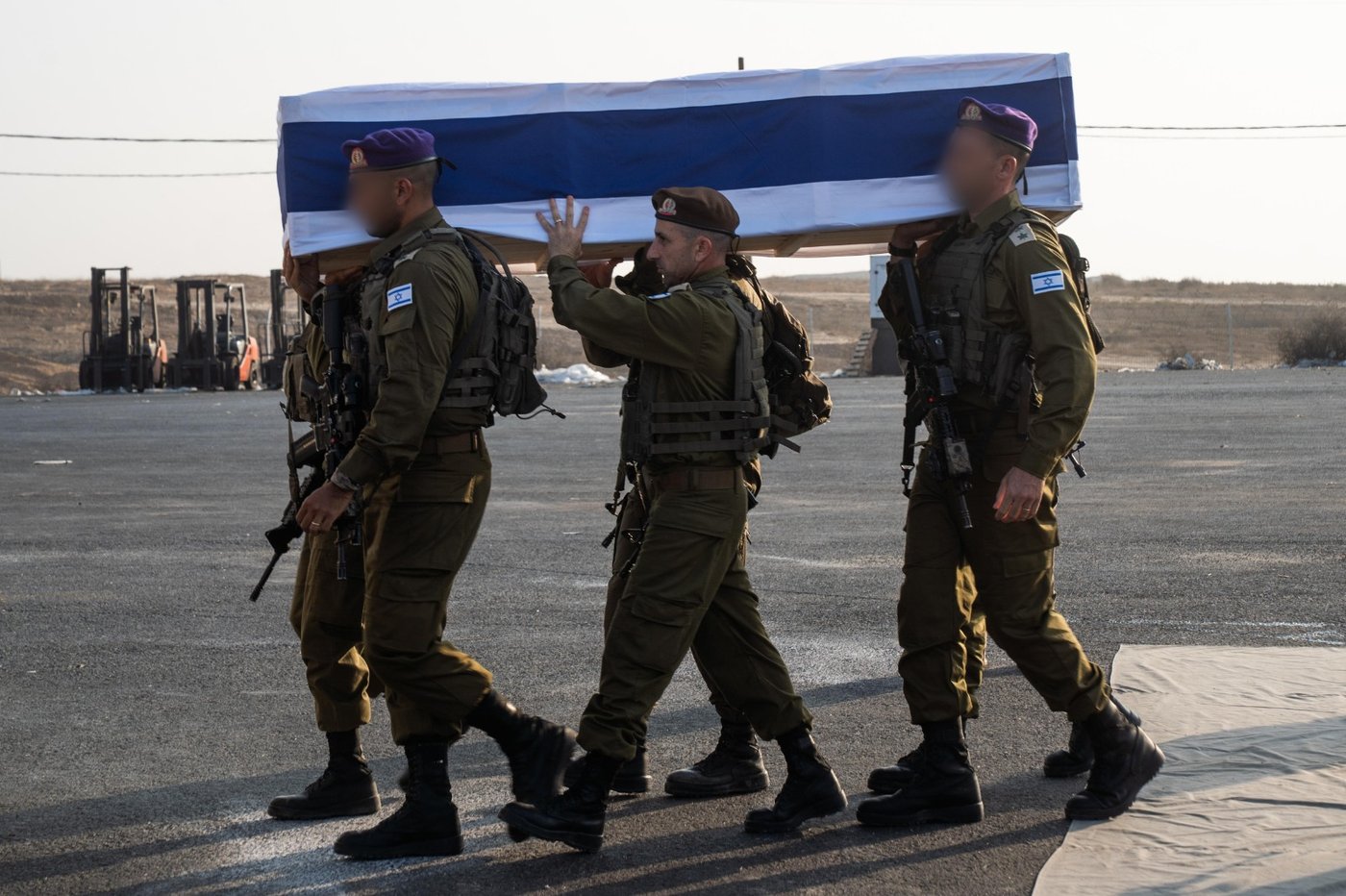 תמונות מהמעמד הצבאי